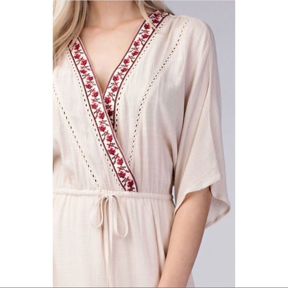 Embroidered trim kimono sleeve midi dress - Picture 2 of 7